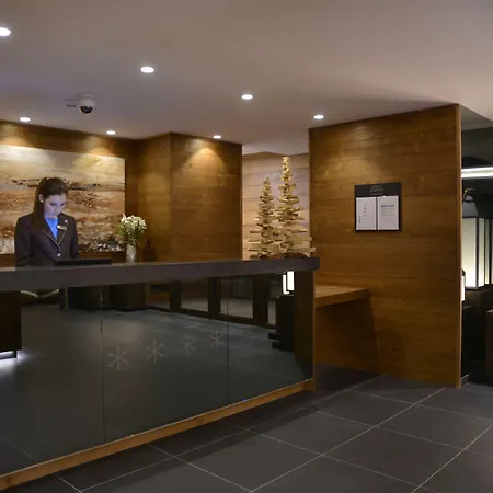 Ily & La Rosiere Hotel