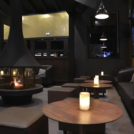 Ily & La Rosiere Hotel