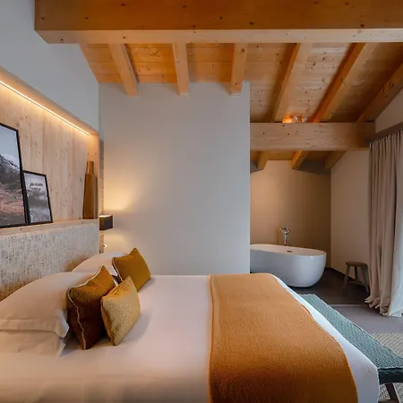 Ily & La Rosiere Hotel 4*